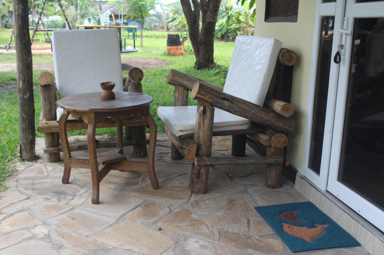 Kijiji Beach Resort Daressalam Exterior foto